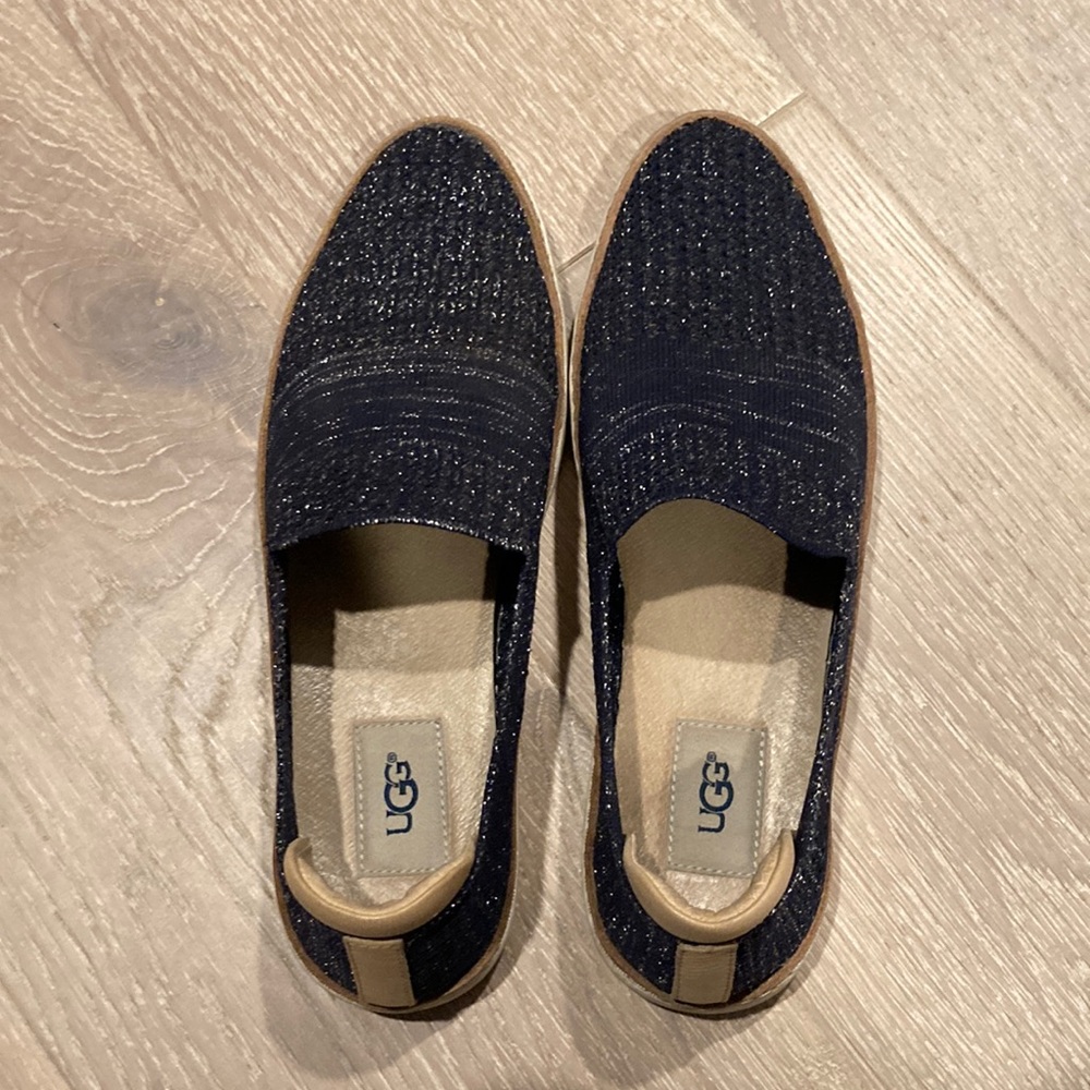 Gently used Ugg Sammy sneaker